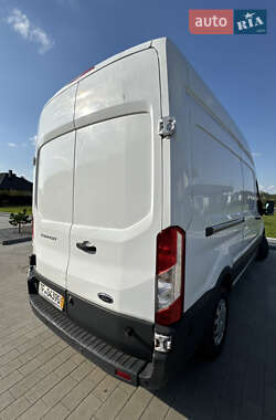 Грузовой фургон Ford Transit 2019 в 