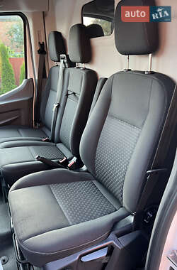 Грузовой фургон Ford Transit 2020 в 