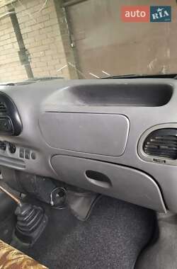 Грузовой фургон Ford Transit 1999 в 