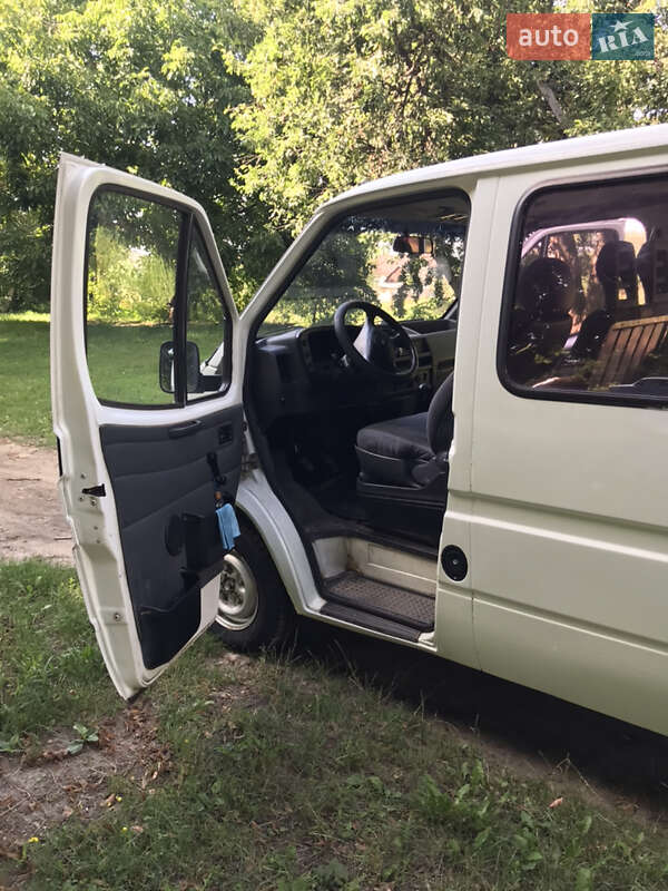Микроавтобус Ford Transit 1994 в Монастырище