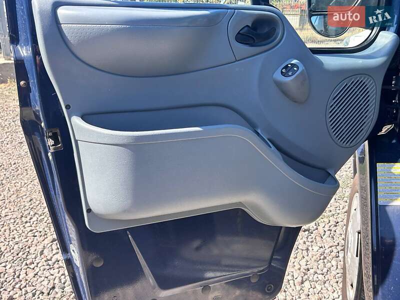 Вантажний фургон Ford Transit 2012 в Одесі