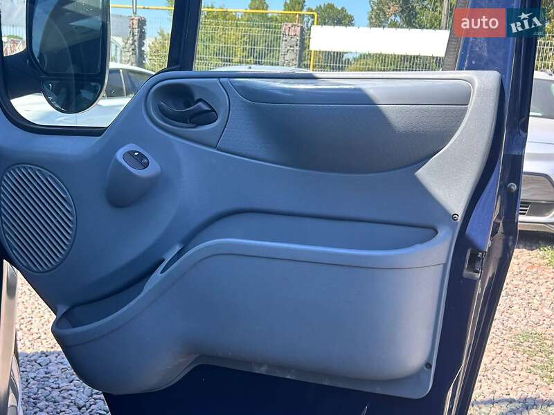 Вантажний фургон Ford Transit 2012 в Одесі