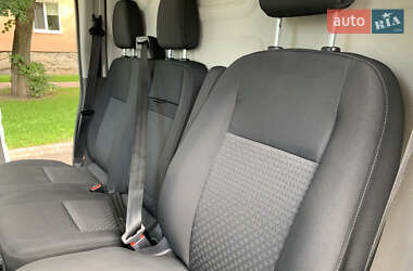 Грузовой фургон Ford Transit 2022 в 