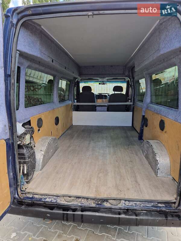 Микроавтобус Ford Transit 2003 в Киеве