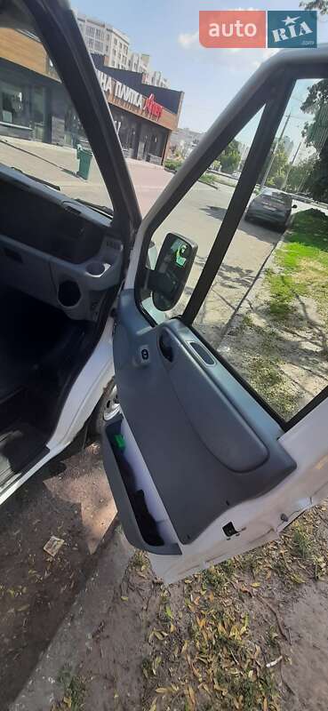 Микроавтобус Ford Transit 2007 в Золотоноше