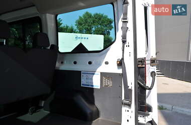 Микроавтобус Ford Transit 2017 в 