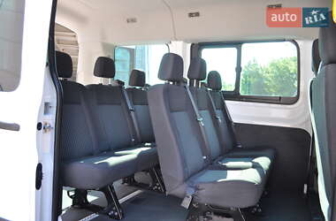 Микроавтобус Ford Transit 2017 в 