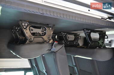 Микроавтобус Ford Transit 2017 в 