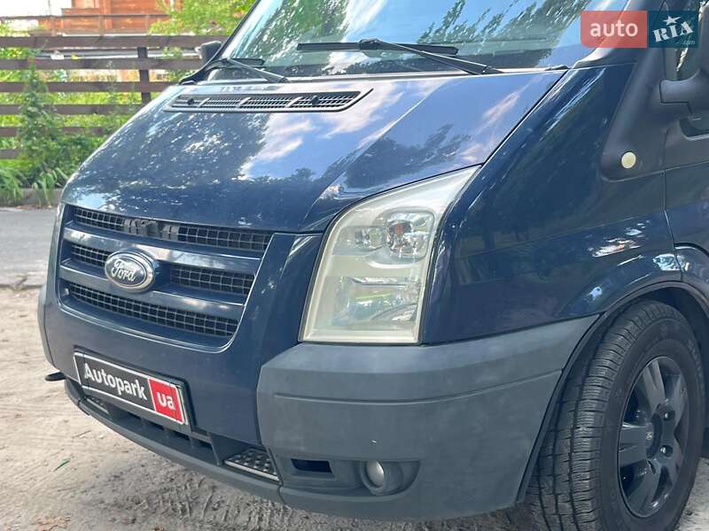 Грузовой фургон Ford Transit 2010 в Киеве