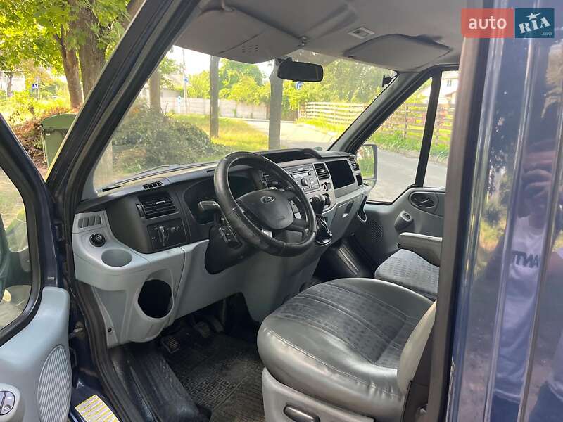 Грузовой фургон Ford Transit 2010 в Киеве