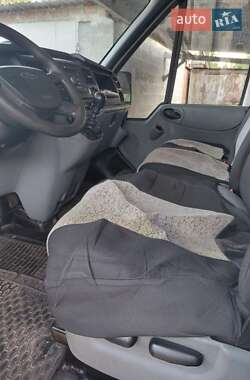 Грузовой фургон Ford Transit 2013 в 
