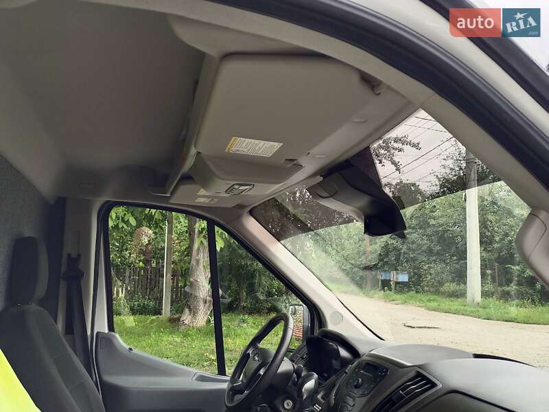 Тентований Ford Transit 2016 в Диканьці