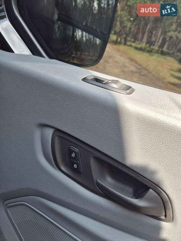 Грузовой фургон Ford Transit 2016 в Кропивницком