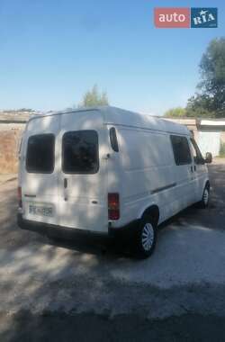 Вантажопасажирський фургон Ford Transit 2000 в 