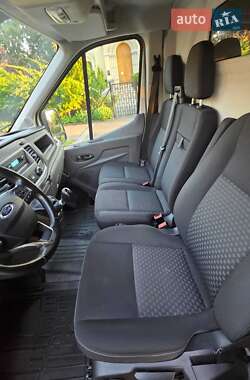 Грузовой фургон Ford Transit 2019 в 