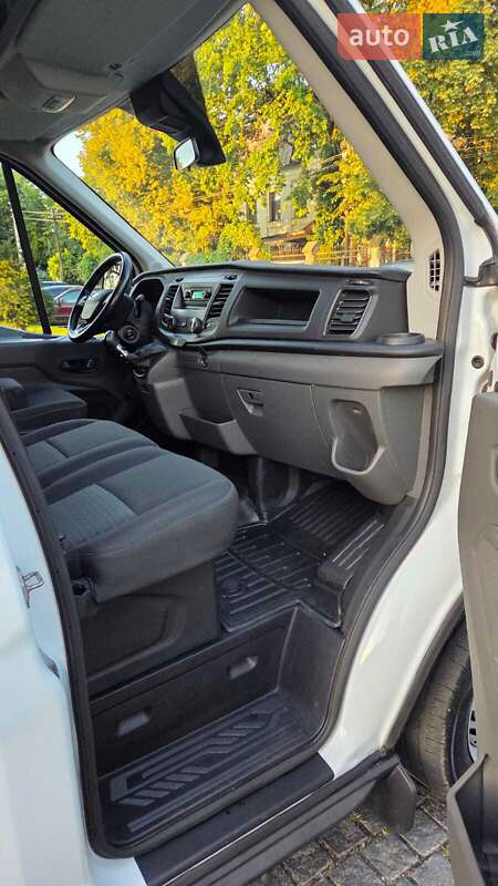 Вантажний фургон Ford Transit 2019 в Києві