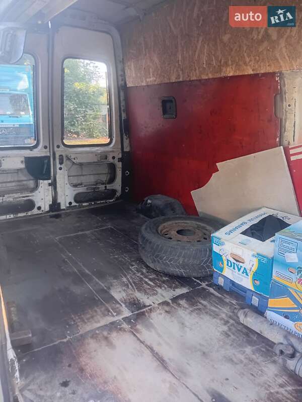 Грузовой фургон Ford Transit 1995 в Киеве