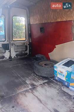 Грузовой фургон Ford Transit 1995 в 