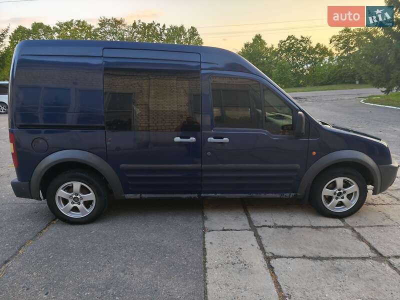 Грузовой фургон Ford Transit 2005 в Краснокутске