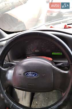 Микроавтобус Ford Transit 2004 в 