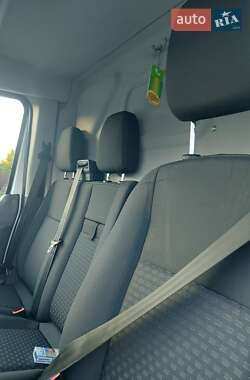 Грузовой фургон Ford Transit 2020 в 