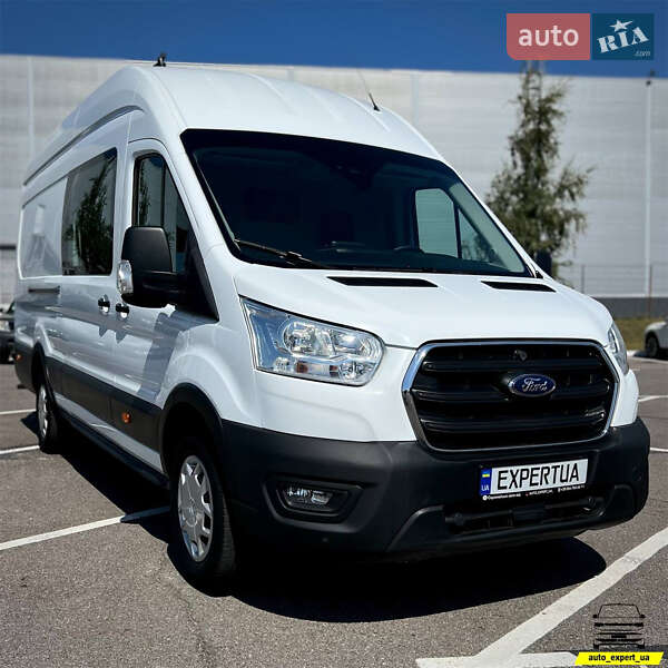 Ford Transit 2021