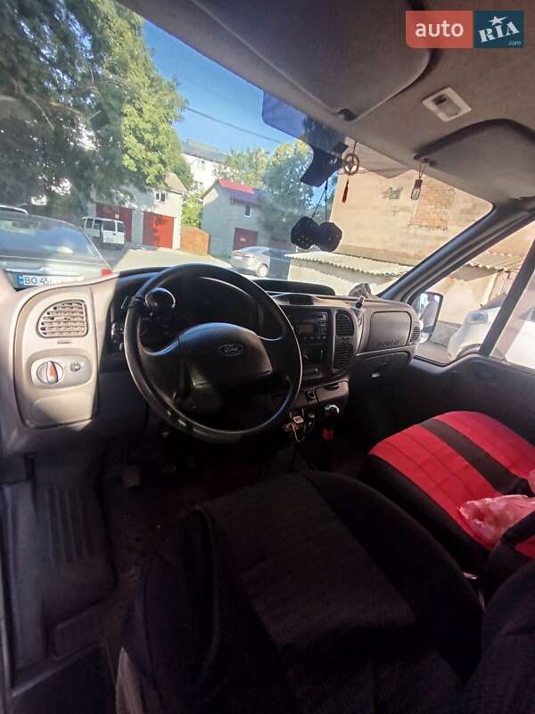 Грузопассажирский фургон Ford Transit 2004 в Дубно