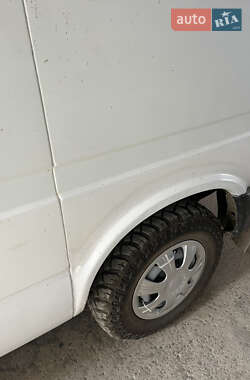 Грузовой фургон Ford Transit 1999 в 