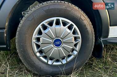 Грузовой фургон Ford Transit 2020 в 