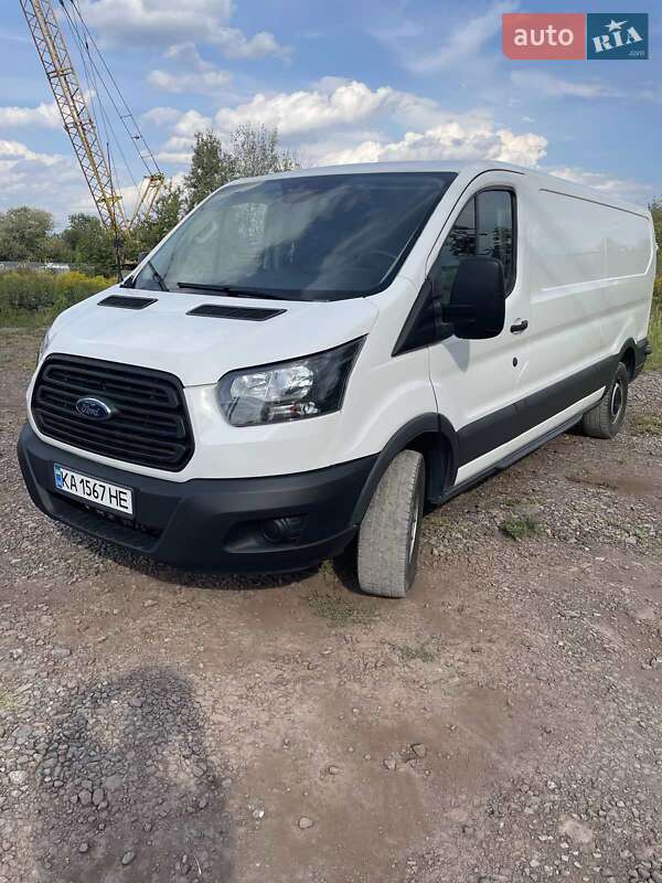 Вантажний фургон Ford Transit 2017 в Києві