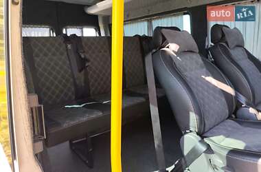 Грузопассажирский фургон Ford Transit 2006 в 