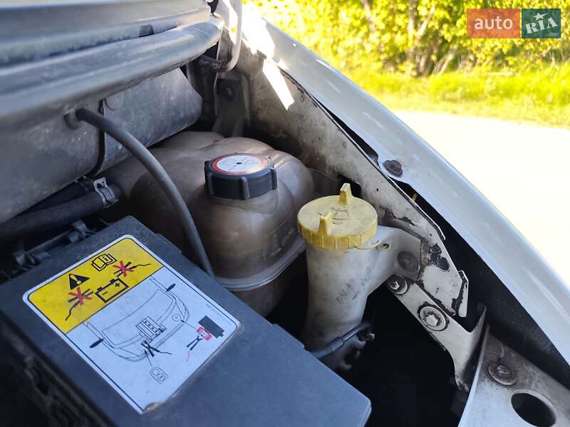 Грузопассажирский фургон Ford Transit 2006 в Подгорцах фото 30 Грузопассажирский фургон Ford Transit 2006 в Подгорцах