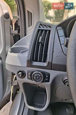 Микроавтобус Ford Transit 2016 в 