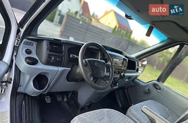 Грузовой фургон Ford Transit 2010 в 
