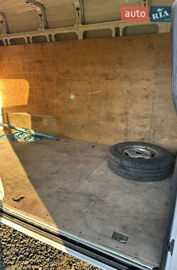 Грузовой фургон Ford Transit 2010 в 