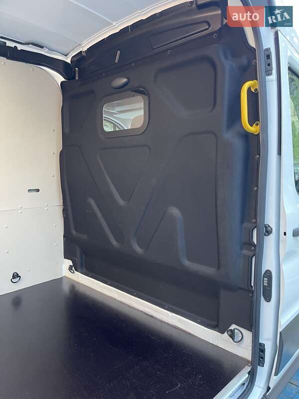 Вантажний фургон Ford Transit 2019 в Львові фото 26 Вантажний фургон Ford Transit 2019 в Львові