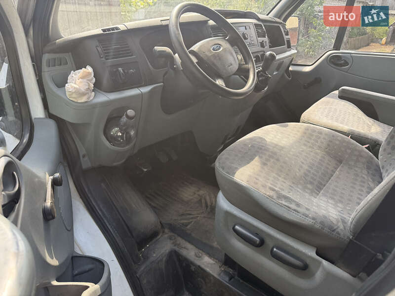 Грузовой фургон Ford Transit 2007 в Ратным фото 15 Грузовой фургон Ford Transit 2007 в Ратным