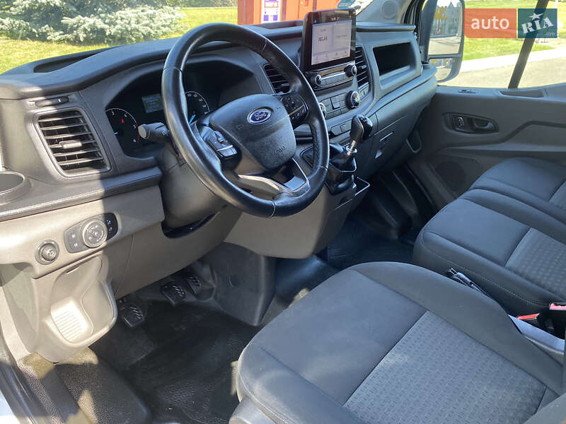 Грузовой фургон Ford Transit 2021 в Ирпене