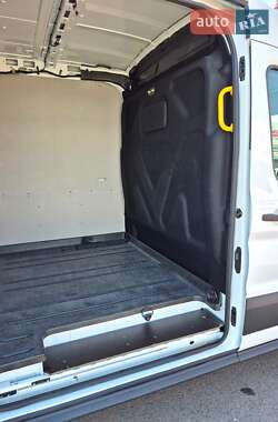 Вантажний фургон Ford Transit 2019 в 