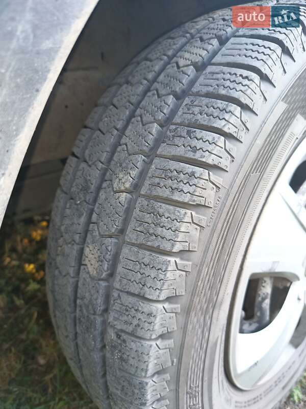 Грузовой фургон Ford Transit 2004 в Нетешине фото 4 Грузовой фургон Ford Transit 2004 в Нетешине