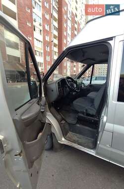 Микроавтобус Ford Transit 2004 в 