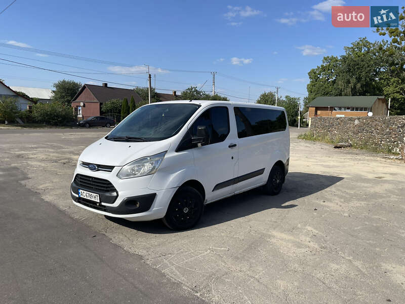 Минивэн Ford Transit 2013 в Киверцах