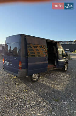 Вантажопасажирський фургон Ford Transit 2003 в 