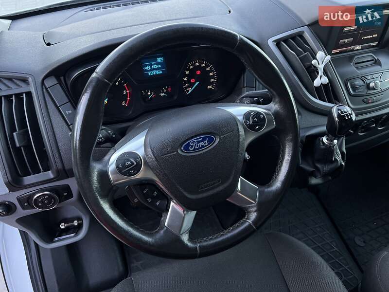 Вантажний фургон Ford Transit 2016 в Кам'янці фото 19 Вантажний фургон Ford Transit 2016 в Кам'янці