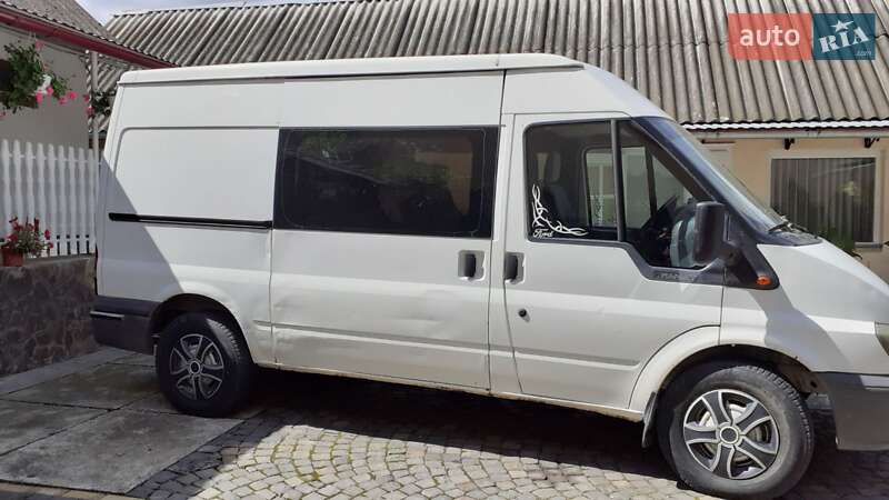 Микроавтобус Ford Transit 2000 в Виноградове фото 11 Микроавтобус Ford Transit 2000 в Виноградове