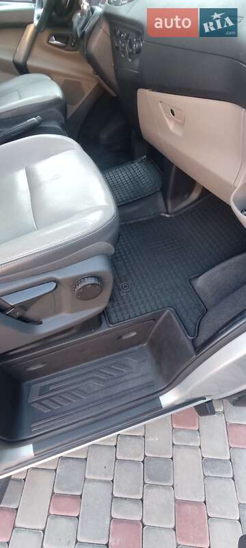 Мінівен Ford Transit 2013 в Гадячі