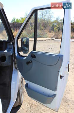 Микроавтобус Ford Transit 2007 в 