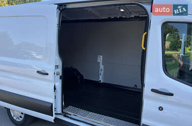 Грузовой фургон Ford Transit 2019 в 