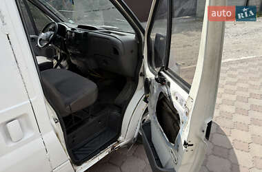 Вантажний фургон Ford Transit 2005 в 
