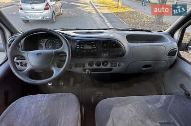 Грузопассажирский фургон Ford Transit 2000 в 